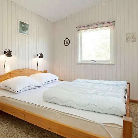Holiday home Four-bedroom Holiday In 1 Dannemare