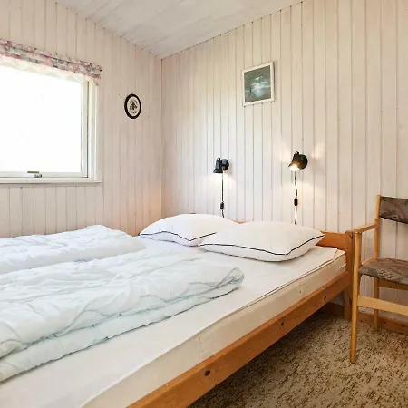 Four-bedroom Holiday In 1 Holiday home