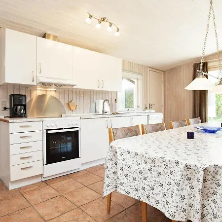 Four-bedroom Holiday In 1 Holiday home Dannemare