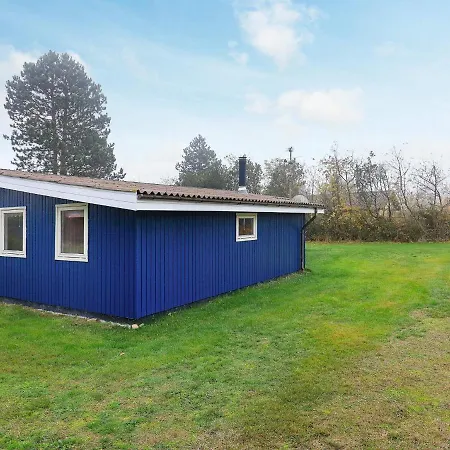 Holiday home Four-bedroom Holiday In 1