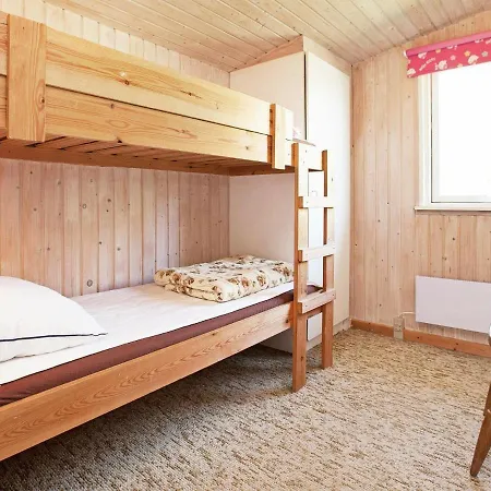 Four-bedroom Holiday In 1 Dannemare